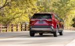 Toyota RAV4 Limited Hybrid 2018 года (NA)